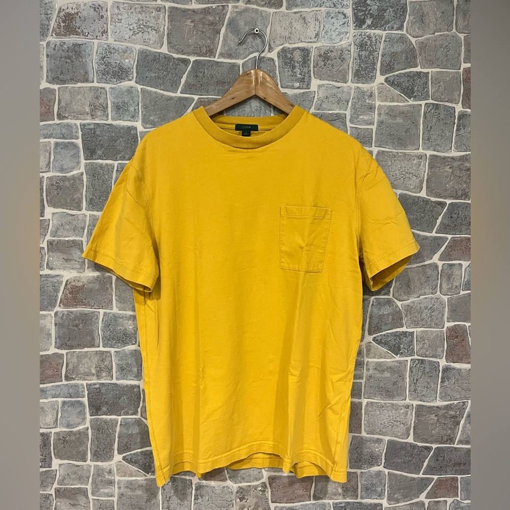 Yellow J Crew Short Sleeve Pocket T-Shirt in Large